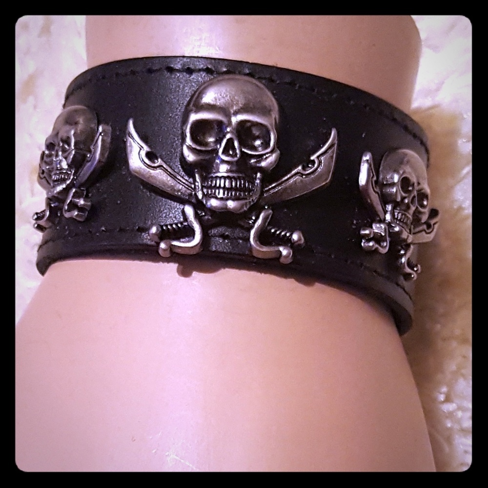 Unisex bracelet